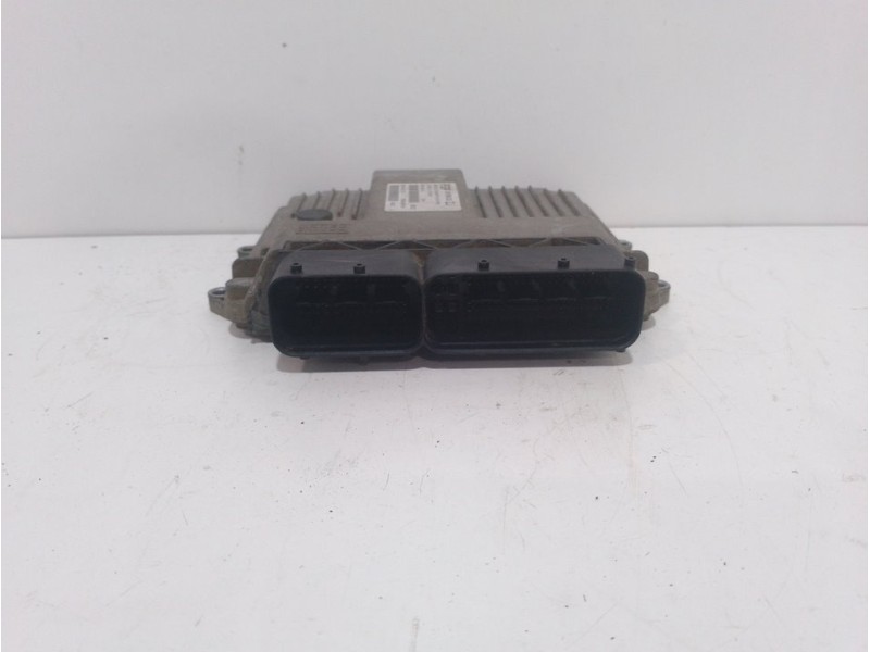 Recambio de centralita motor uce para opel corsa c cosmo referencia OEM IAM   