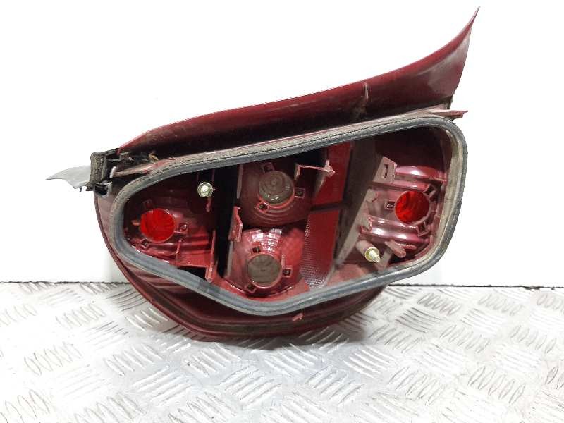 Recambio de piloto trasero derecho para citroën c5 berlina 2.0 hdi exclusive automático referencia OEM IAM    Recambio de piloto trasero derecho para citroën c5 berlina 2.0 hdi exclusive automático referencia OEM IAM