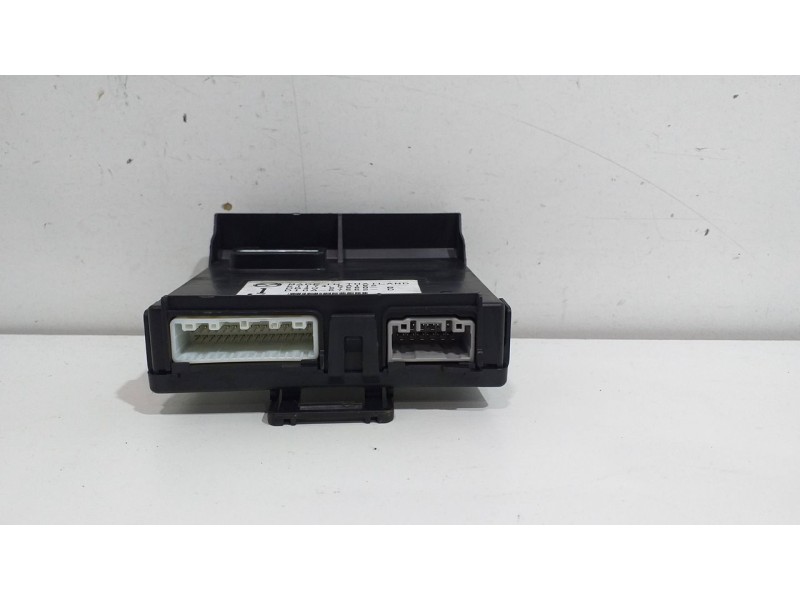 Recambio de modulo electronico para mazda cx-3 center-line referencia OEM IAM D10A67562D DB4G67650B 