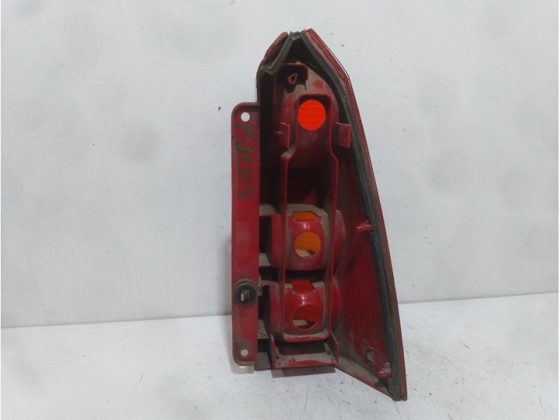 Recambio de piloto trasero izquierdo para ford focus berlina (cak) trend referencia OEM IAM    Recambio de piloto trasero izquierdo para ford focus berlina (cak) trend referencia OEM IAM