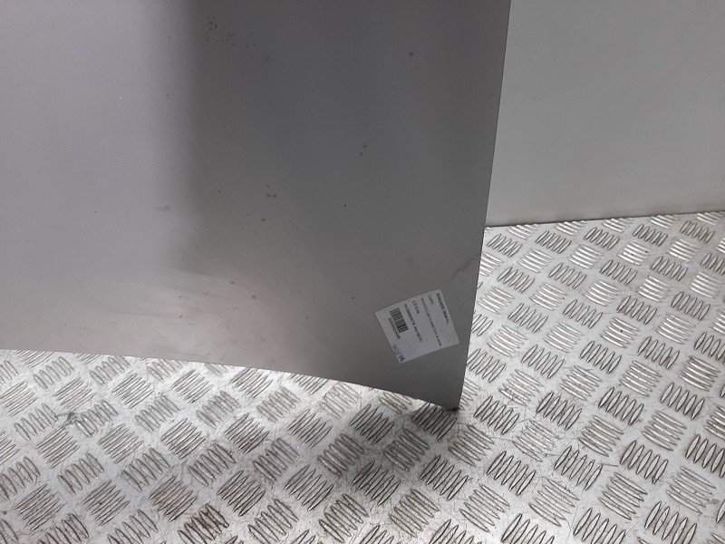 Recambio de capot para mercedes-benz clase clk (w208) coupe 320 (208.365) referencia OEM IAM 208880025728 PLATA 