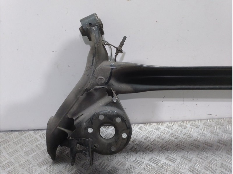 Recambio de puente trasero para toyota prius (nhw30) advance referencia OEM IAM 4210112171  