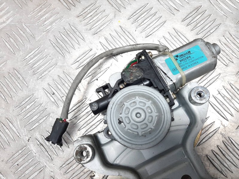 Recambio de elevalunas delantero derecho para kia carnival ii 2.9 crdi lx referencia OEM IAM 0K55258560H  