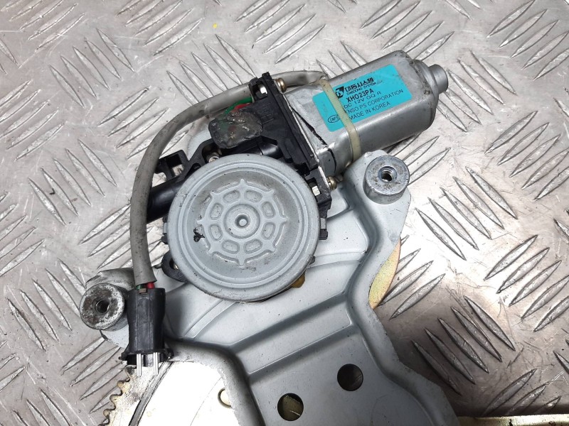 Recambio de elevalunas delantero derecho para kia carnival ii 2.9 crdi lx referencia OEM IAM 0K55258560H  