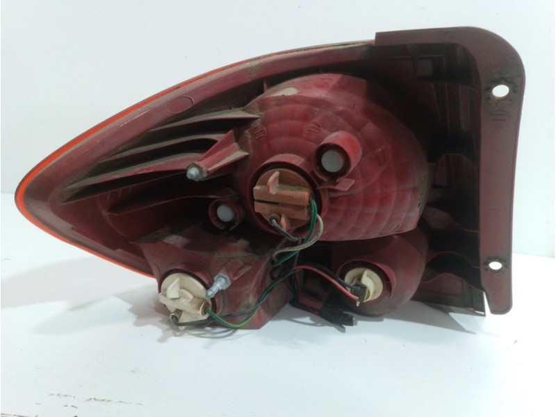 Recambio de piloto trasero derecho para hyundai getz (tb) 1.3 gls referencia OEM IAM 924021C010  