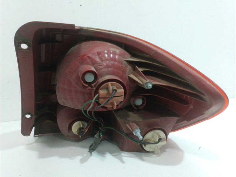 Recambio de piloto trasero izquierdo para hyundai getz (tb) 1.3 gls referencia OEM IAM 924101C010  