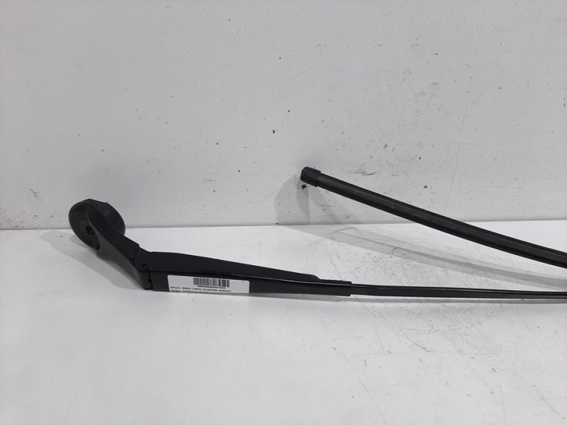 Recambio de brazo limpia delantero derecho para citroën c4 picasso attraction referencia OEM IAM 9676371180  