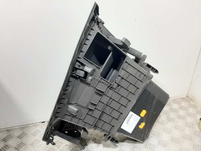 Recambio de guantera para renault megane iii coupe dynamique referencia OEM IAM   