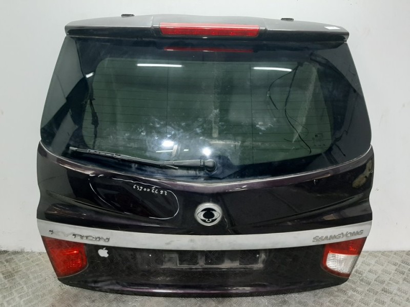 Recambio de porton trasero para ssangyong kyron 200 xdi limited referencia OEM IAM 6400108302 NEGRO 09E6056