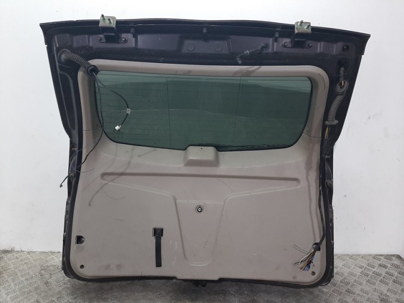 Recambio de porton trasero para ssangyong kyron 200 xdi limited referencia OEM IAM 6400108302 NEGRO 09E6056