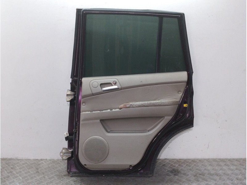 Recambio de puerta trasera derecha para ssangyong kyron 200 xdi limited referencia OEM IAM 6300408103 MORADO 