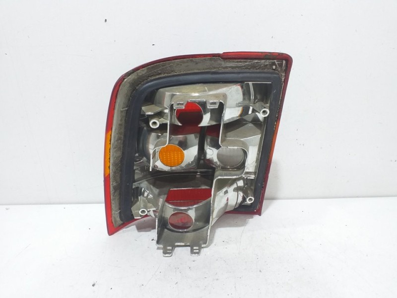 Recambio de piloto trasero derecho para opel vectra a sportive referencia OEM IAM 12870748  