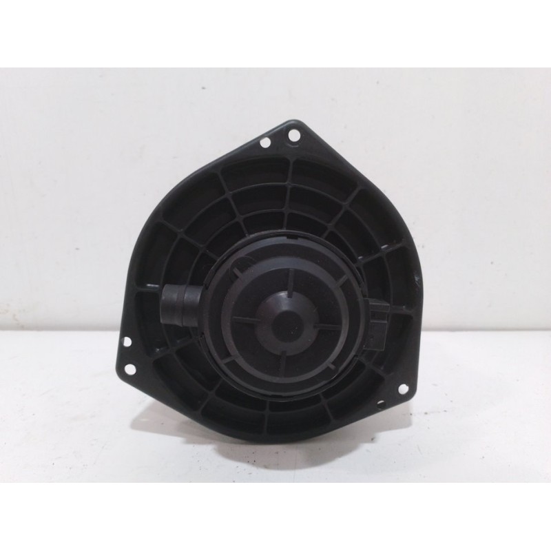 Recambio de motor calefaccion para ssangyong kyron 200 xdi limited referencia OEM IAM 40510440 6051003 2 PINES