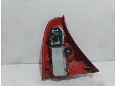 Recambio de piloto trasero derecho para renault clio ii fase ii (b/cb0) authentique referencia OEM IAM 8200071414   2