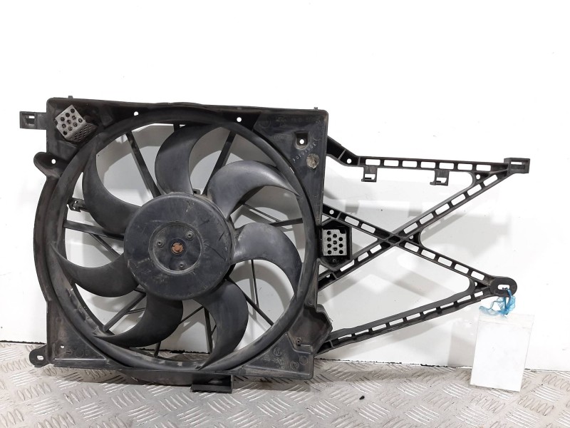 Recambio de electroventilador para opel astra g berlina club referencia OEM IAM 0130303246  