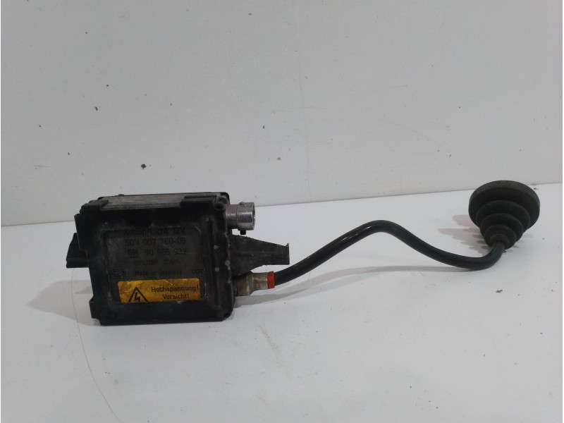 Recambio de centralita faros xenon para opel omega b design edition berlina referencia OEM IAM 90565932  