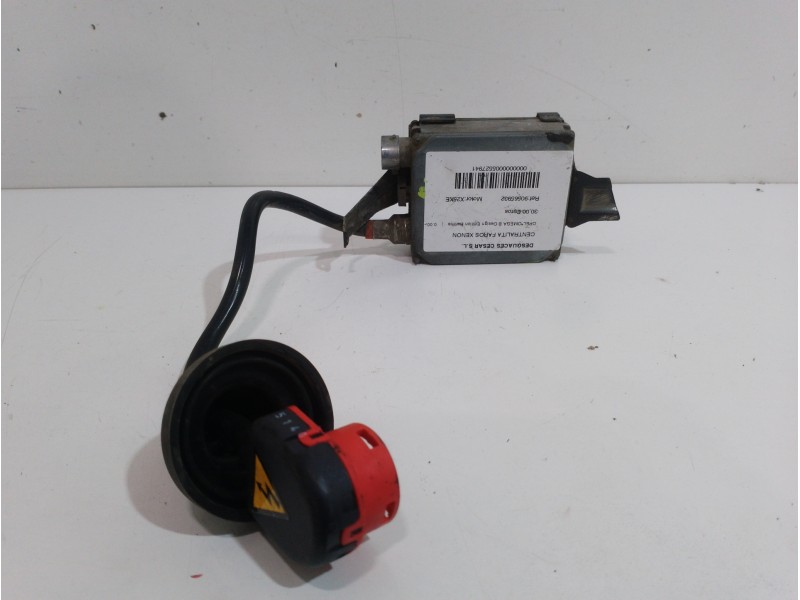 Recambio de centralita faros xenon para opel omega b design edition berlina referencia OEM IAM 90565932  