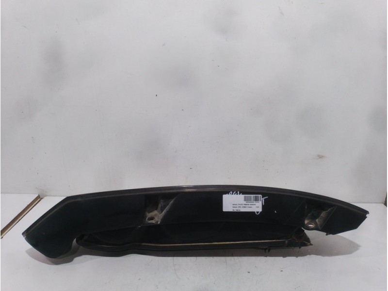 Recambio de piloto trasero derecho para opel corsa c cosmo referencia OEM IAM   