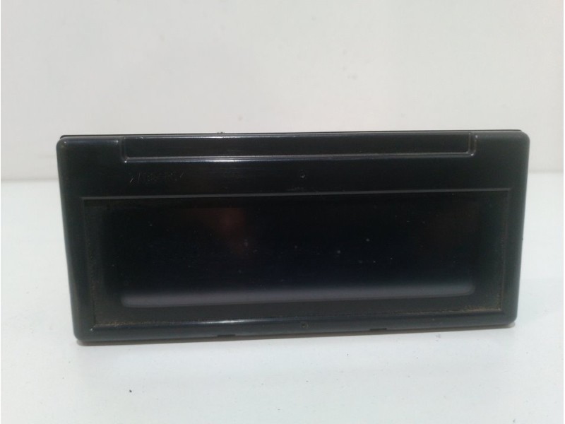 Recambio de pantalla multifuncion para volvo s40 berlina 2.0 d kinetic referencia OEM IAM 30679647  