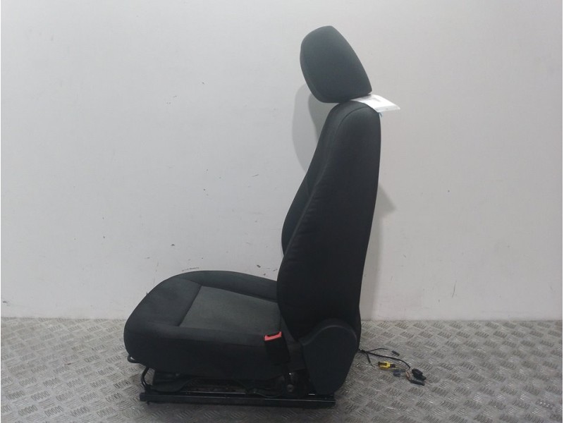 Recambio de asiento delantero derecho para seat toledo (kg3) reference referencia OEM IAM 6RA881106F  