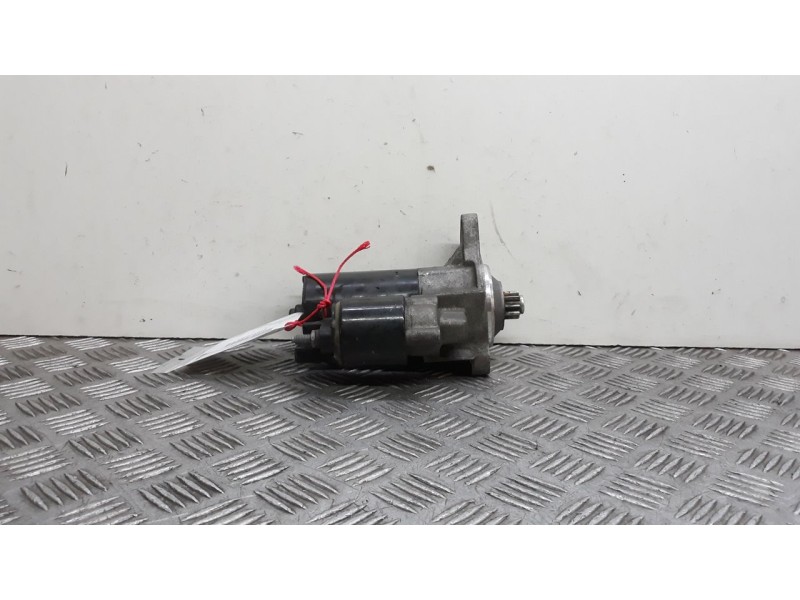 Recambio de motor arranque para volkswagen bora berlina (1j2) conceptline referencia OEM IAM 020911023F  