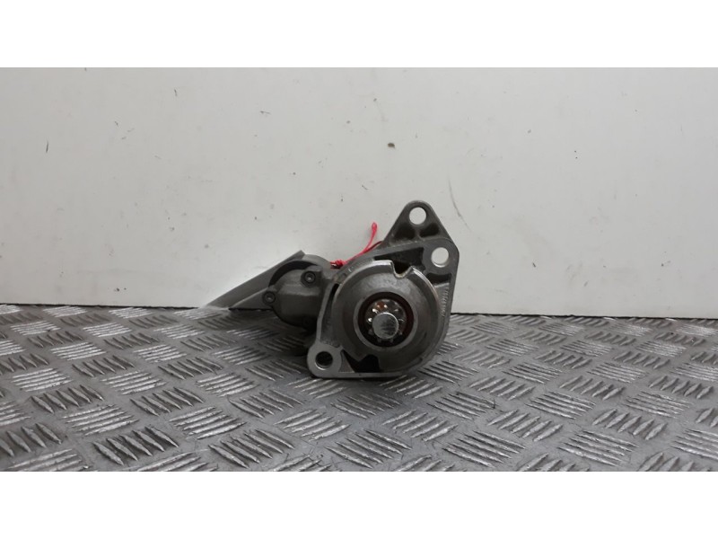 Recambio de motor arranque para volkswagen bora berlina (1j2) conceptline referencia OEM IAM 020911023F  