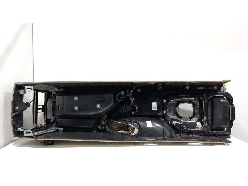 Recambio de apoyabrazos central para bmw serie 5 berlina (e60) 525d referencia OEM IAM 7034086  