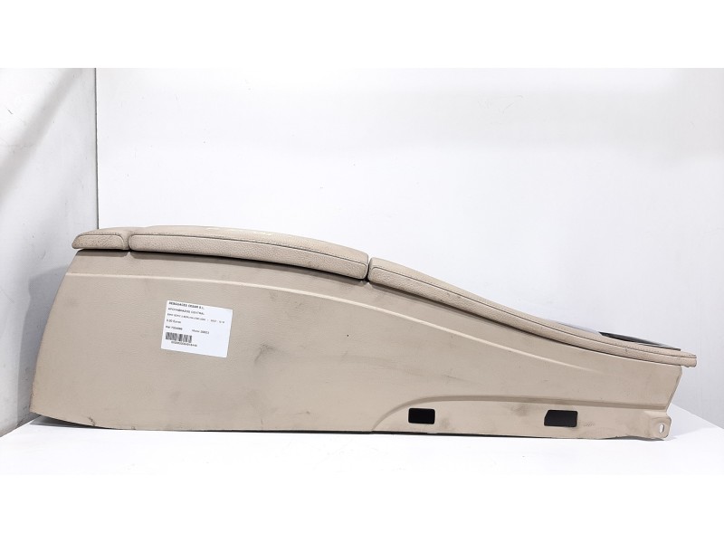 Recambio de apoyabrazos central para bmw serie 5 berlina (e60) 525d referencia OEM IAM 7034086  