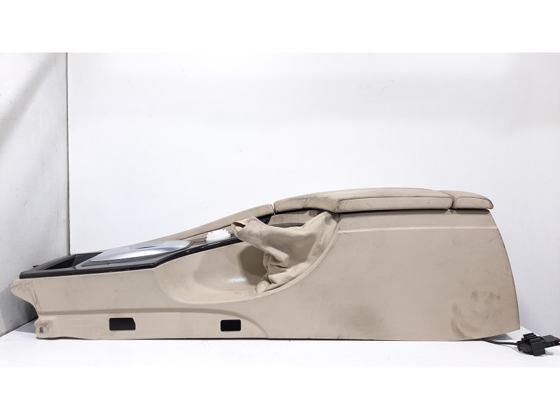 Recambio de apoyabrazos central para bmw serie 5 berlina (e60) 525d referencia OEM IAM 7034086  