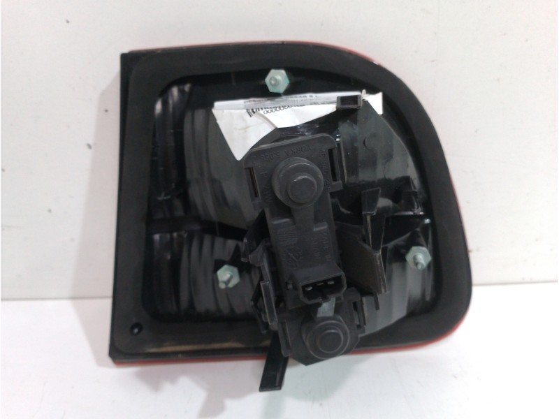 Recambio de piloto porton trasero izquierdo para seat leon (1m1) signo referencia OEM IAM 1M6945091B   Recambio de piloto porton trasero izquierdo para seat leon (1m1) signo referencia OEM IAM 1M6945091B