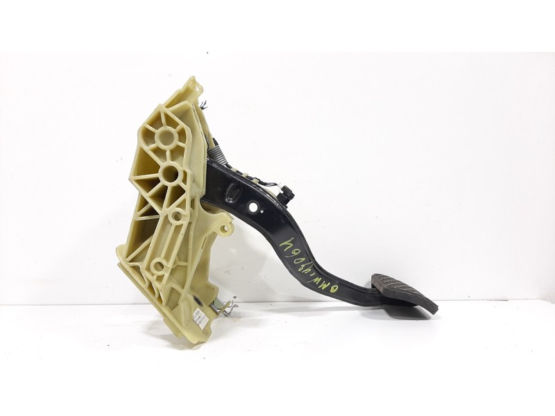 Recambio de pedal freno para bmw serie 5 berlina (e60) 525d referencia OEM IAM 676922103  