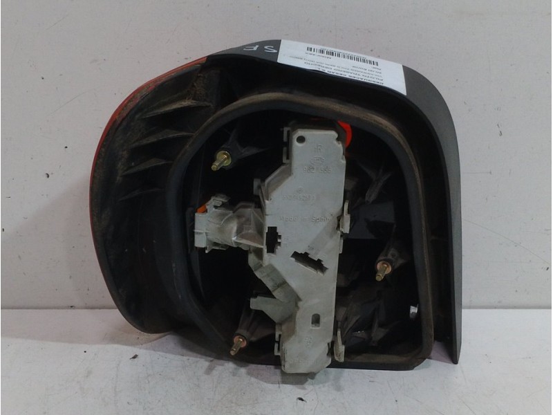 Recambio de piloto trasero derecho para volkswagen polo berlina (6n1) básico referencia OEM IAM   