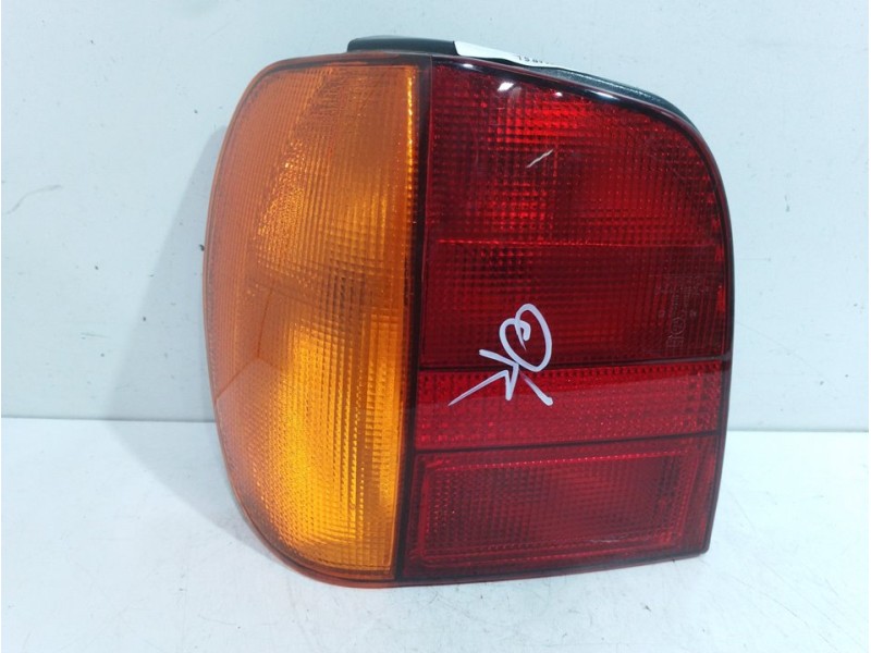 Recambio de piloto trasero izquierdo para volkswagen polo berlina (6n1) básico referencia OEM IAM   