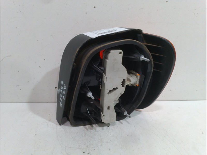 Recambio de piloto trasero izquierdo para volkswagen polo berlina (6n1) básico referencia OEM IAM   