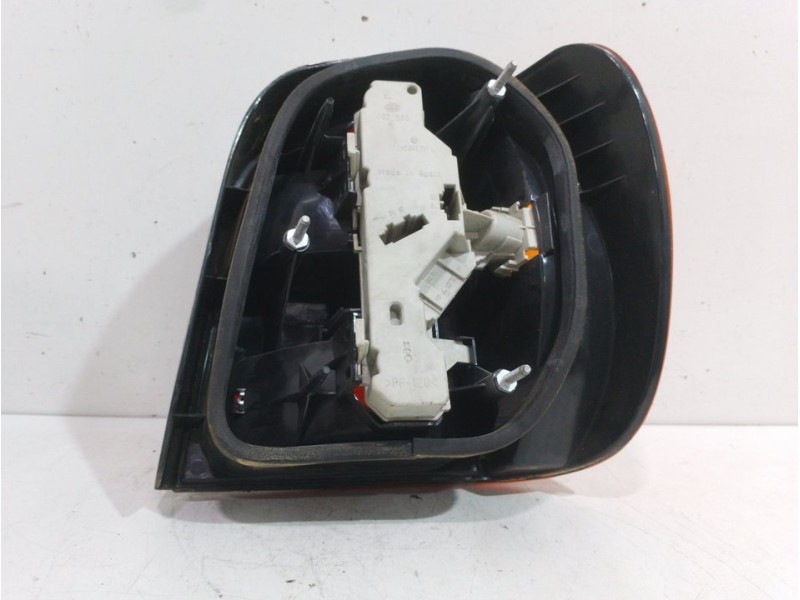 Recambio de piloto trasero izquierdo para volkswagen polo berlina (6n1) básico referencia OEM IAM   