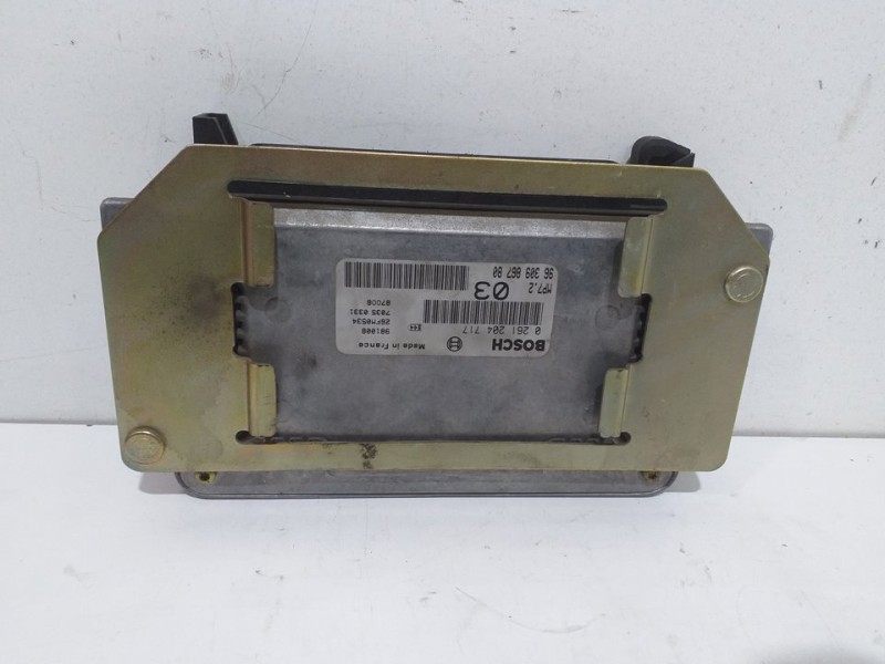 Recambio de centralita motor uce para peugeot 306 break boulebard referencia OEM IAM 0261204717  
