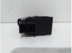 Recambio de mando elevalunas trasero izquierdo para hyundai santa fe (sm) 2.4 gls 4x4 referencia OEM IAM 9358026000  