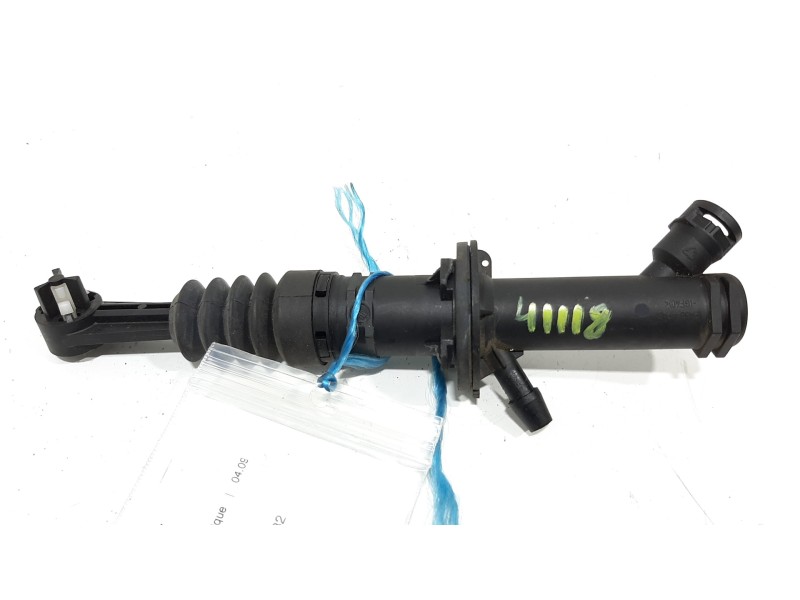 Recambio de bomba embrague para renault scenic iii grand dynamique referencia OEM IAM 306100018R  