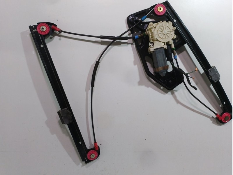 Recambio de elevalunas delantero derecho para bmw serie 7 (e38) 730d automático referencia OEM IAM 513381252020  