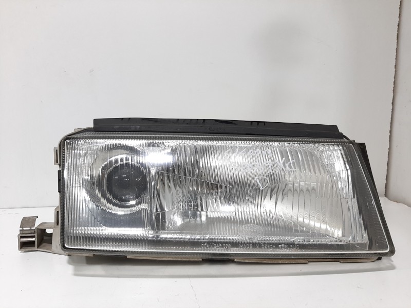 Recambio de faro derecho para skoda octavia berlina (1u2) 1.9 tdi slx (81kw) referencia OEM IAM   