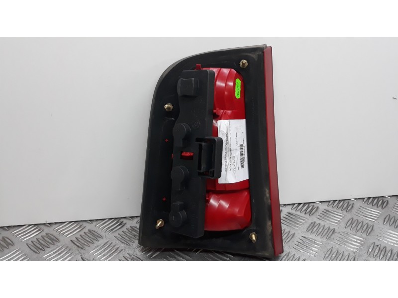 Recambio de piloto trasero derecho para skoda octavia berlina (1u2) 1.9 tdi slx (81kw) referencia OEM IAM   