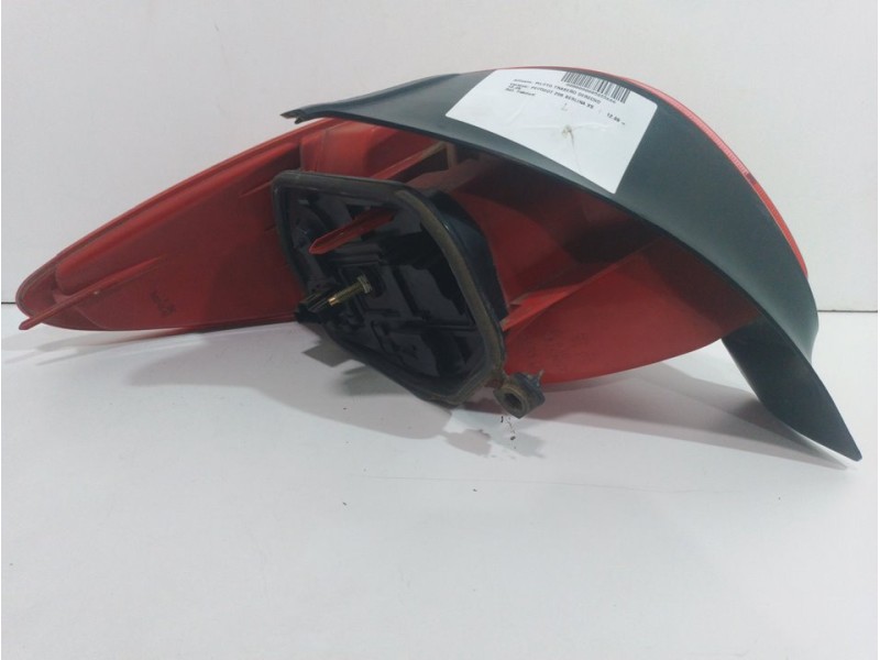 Recambio de piloto trasero derecho para peugeot 206 berlina xs referencia OEM IAM  5 PINES 