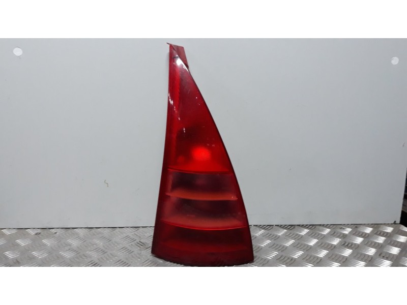 Recambio de piloto trasero izquierdo para citroën c3 1.1 vivace referencia OEM IAM 14523  