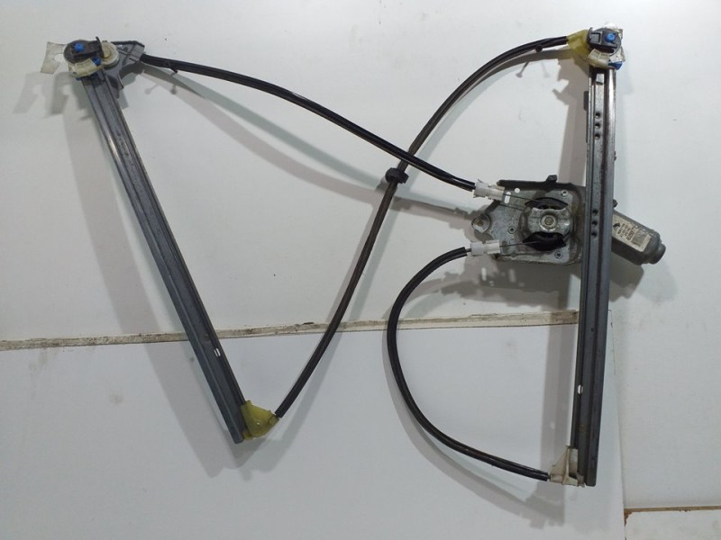 Recambio de elevalunas delantero derecho para renault laguna ii (bg0) authentique referencia OEM IAM 400569T7  