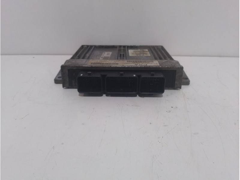 Recambio de centralita motor uce para citroën xsara picasso 1.8 16v referencia OEM IAM   