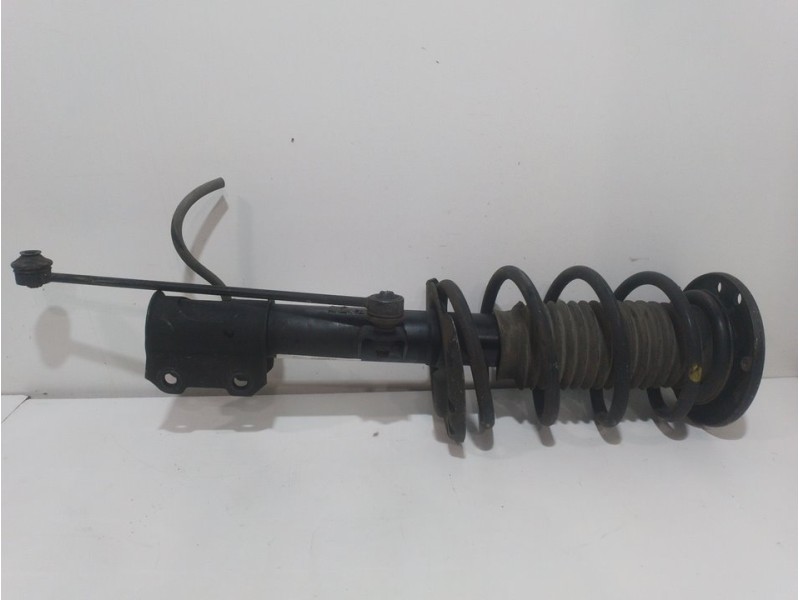 Recambio de amortiguador delantero derecho para opel vectra c berlina cosmo referencia OEM IAM 8249030010  