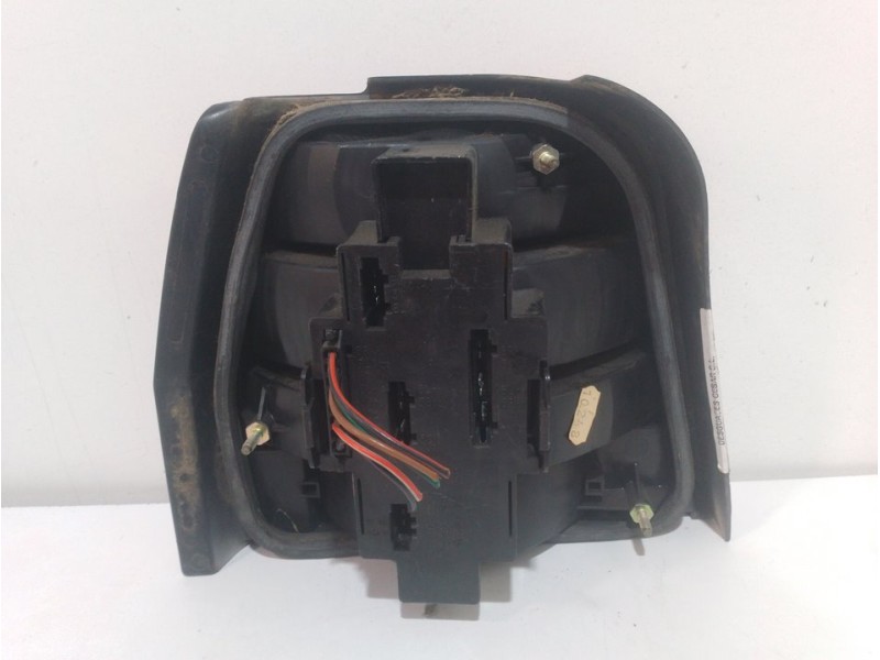 Recambio de piloto trasero derecho para volkswagen polo (867/871/873) cl coupe referencia OEM IAM   