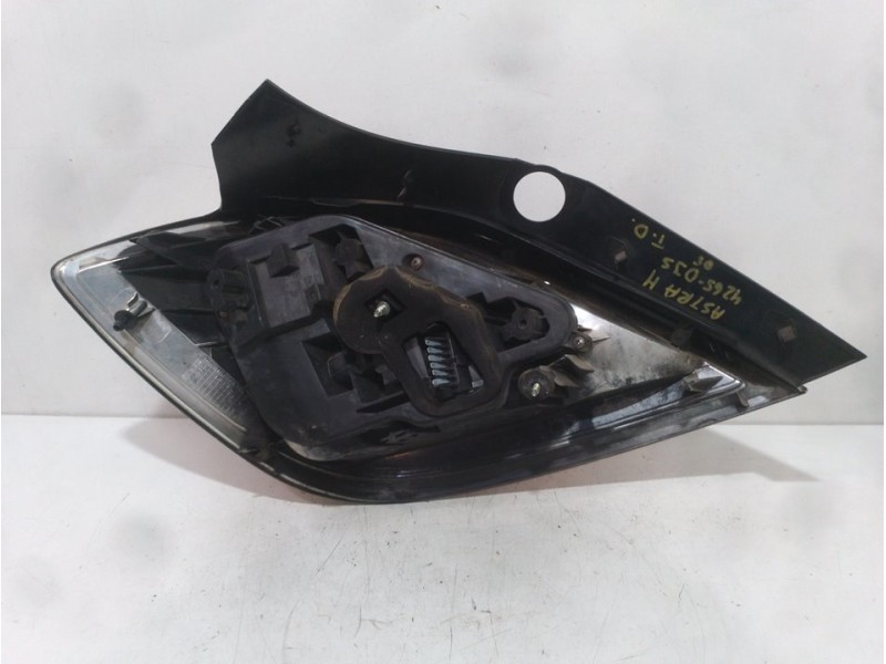 Recambio de piloto trasero derecho para opel astra h berlina enjoy referencia OEM IAM 24451837  