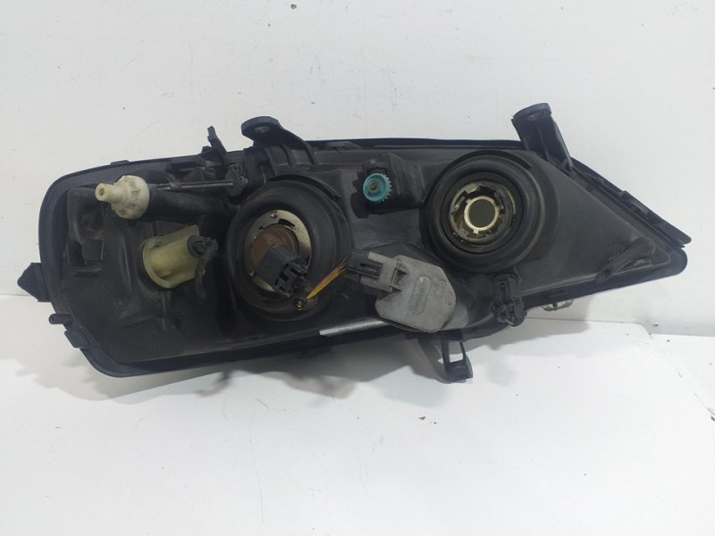 Recambio de faro izquierdo para opel astra g berlina club referencia OEM IAM   