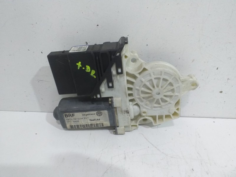 Recambio de elevalunas trasero derecho para volkswagen golf iv berlina (1j1) highline referencia OEM IAM 1J4839730  